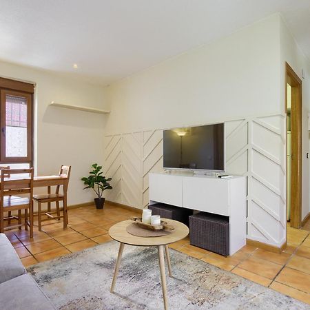 Casona 44 - Apartamento Para 2 Con Wifi, Ac Y Patio Exterior Alcalá de Henares Buitenkant foto