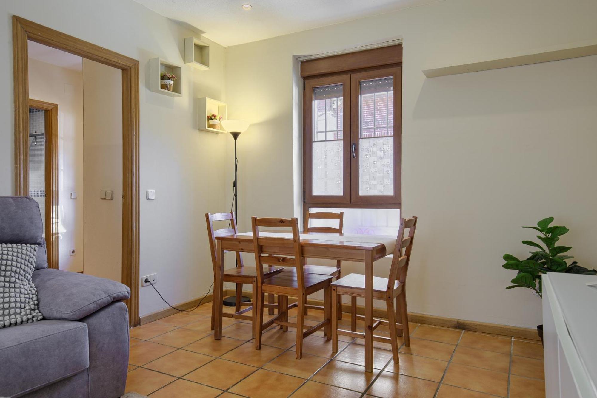 Casona 44 - Apartamento Para 2 Con Wifi, Ac Y Patio Exterior Alcalá de Henares Buitenkant foto